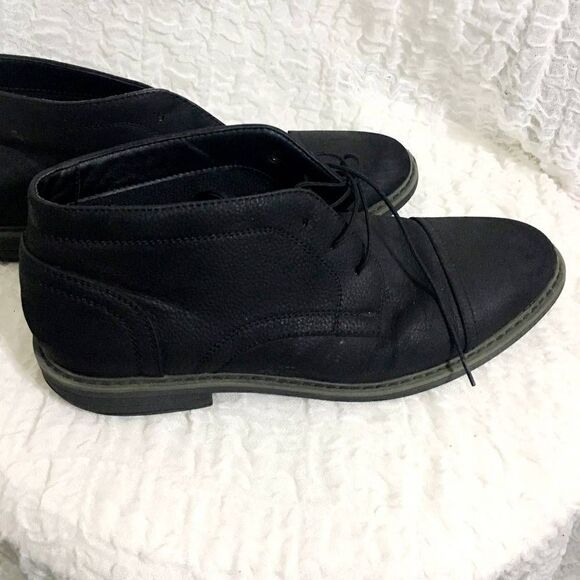 Perry Ellis Black Chukka Boot Shoes Size 9 Men's - Picture 1 of 9